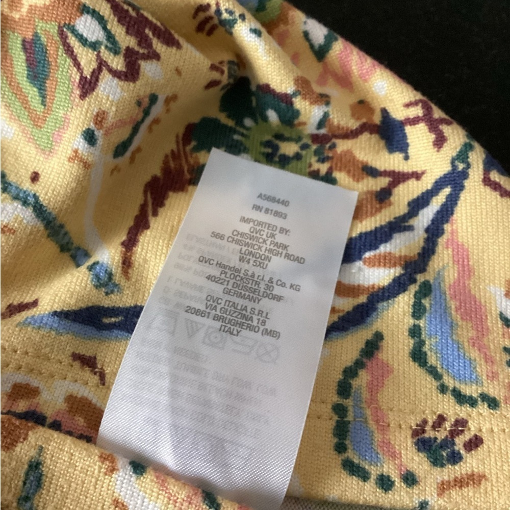 Demin & Co. Tunic Top - Picture 6 of 6